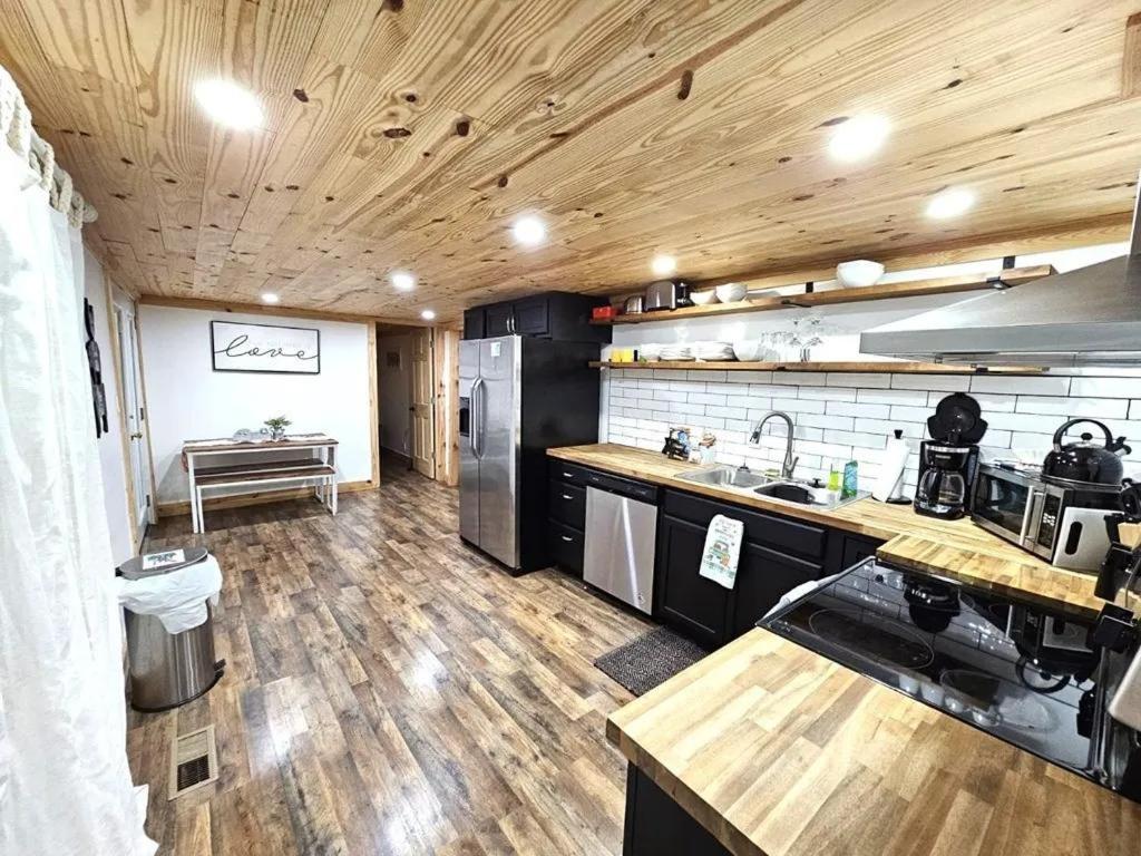Modern Style, Arcade, Fire Pit, Pet Friendly Βίλα Pigeon Forge Εξωτερικό φωτογραφία